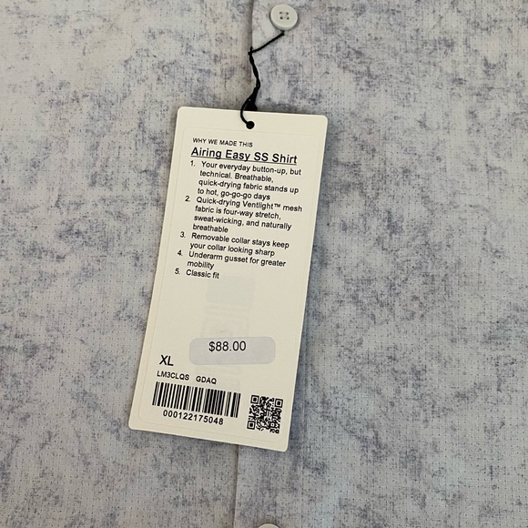 Lululemon Short Sleeve Button Down Casual Shirt - Picture 4 of 5